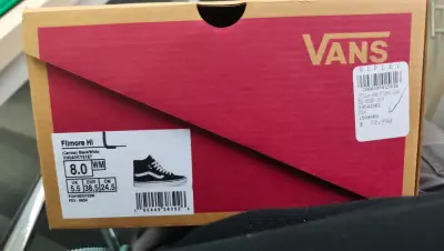 Vendo zapatillas Vans nuevas talla 38,5 - miniatura 5