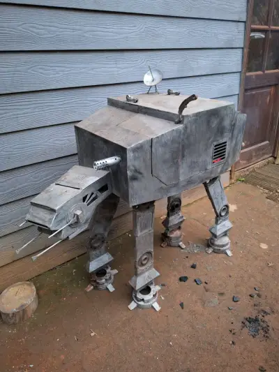 Parrilla en forma de AT-AT - miniatura 1