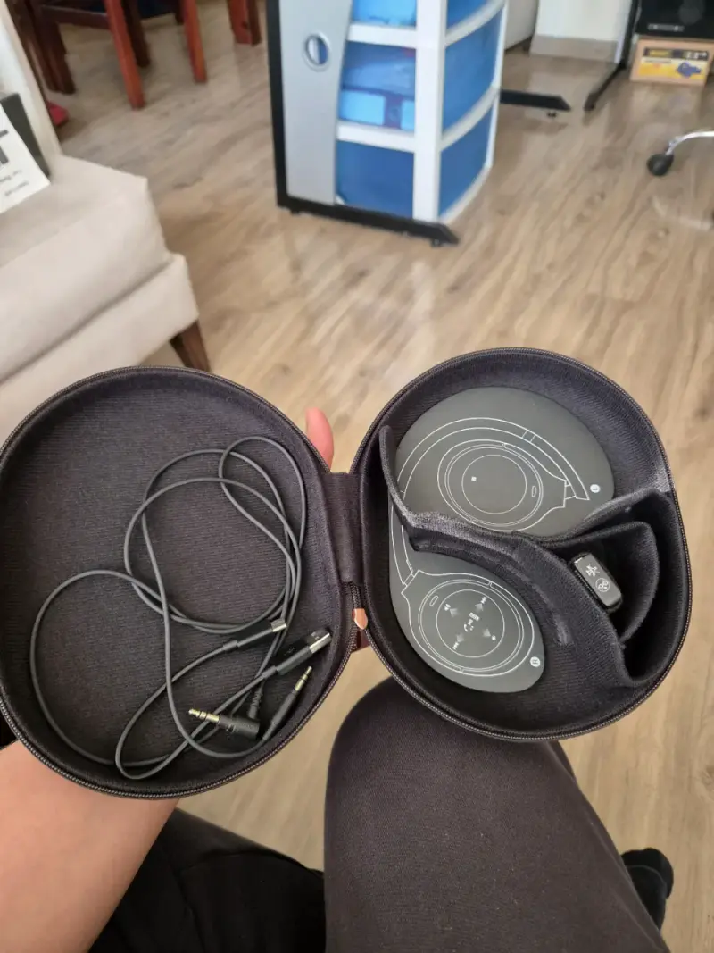 Audífonos inalámbricos Sony negros wh-1000xm4 - 2