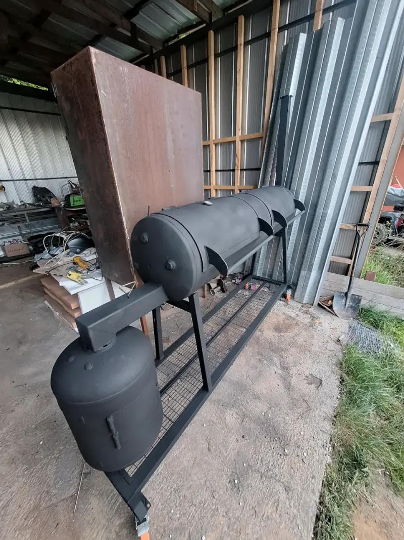 Parrilla ahumador grande metálica - 1