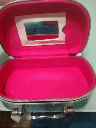 Neceser con diseño de rombos - miniatura 2