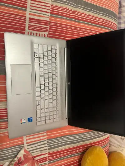 Notebook HP 15.6 pulgadas - miniatura 5