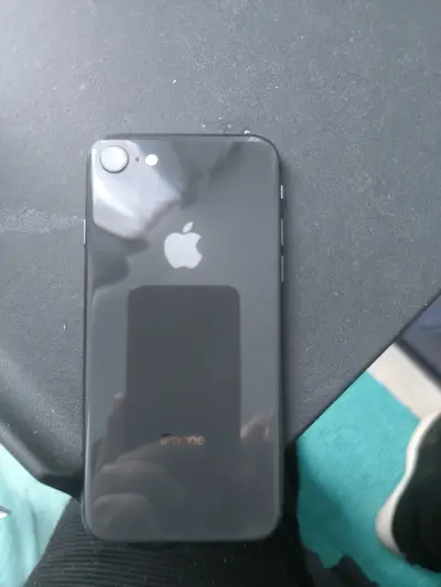 iPhone 8 - Buen estado. - miniatura 2