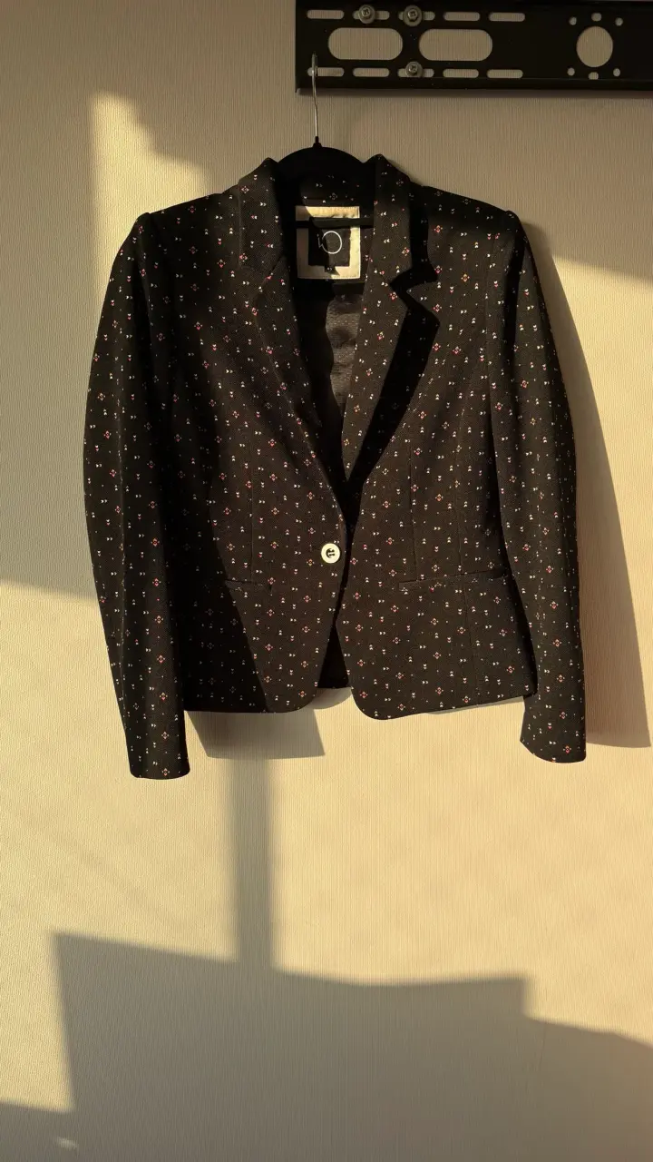 Blazer negro con estampado - 2