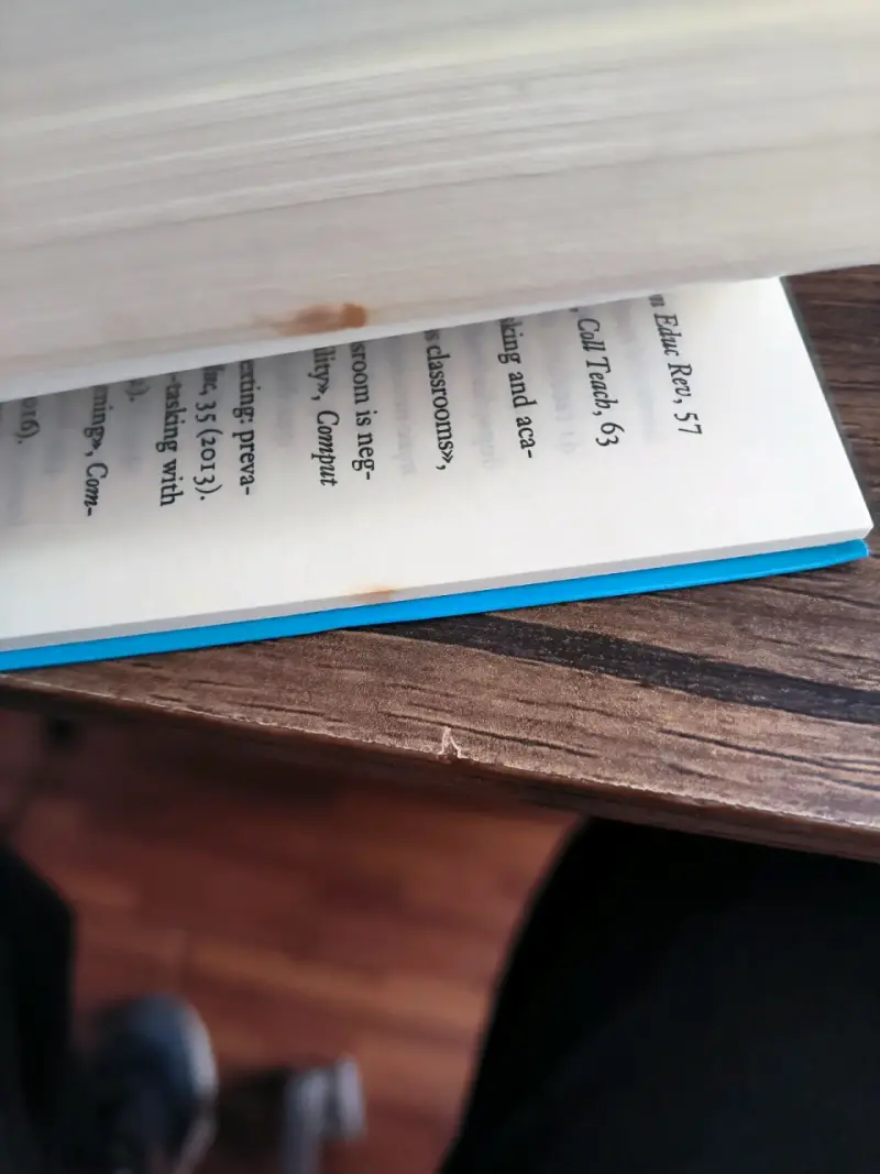 Libro 'La fábrica de cretinos digitales' - 4