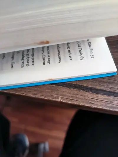 Libro 'La fábrica de cretinos digitales' - miniatura 4