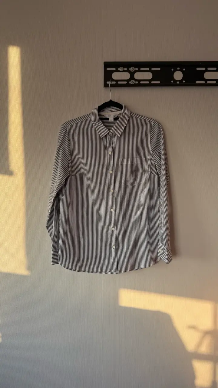 Camisa rayas azul y blanca