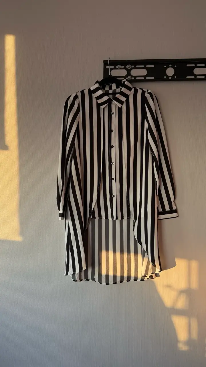 Blusa rayada blanco y negro