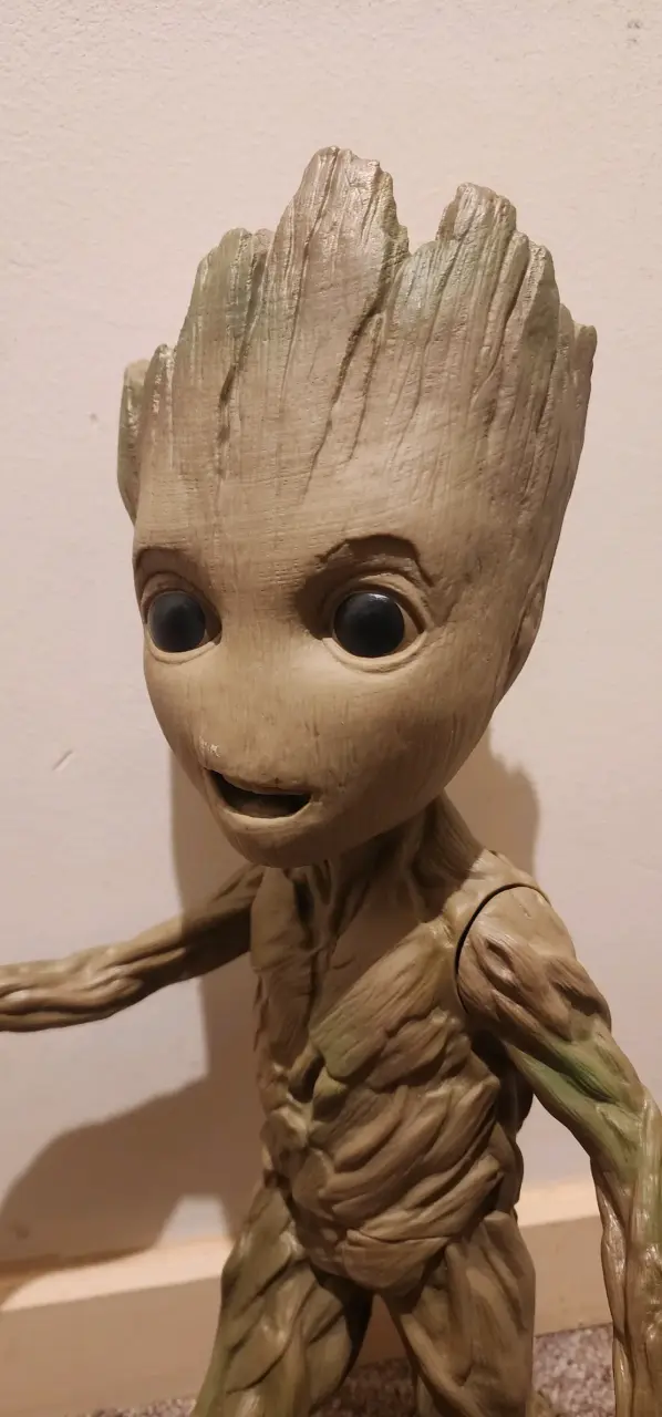 Figura de acción de Groot - 3