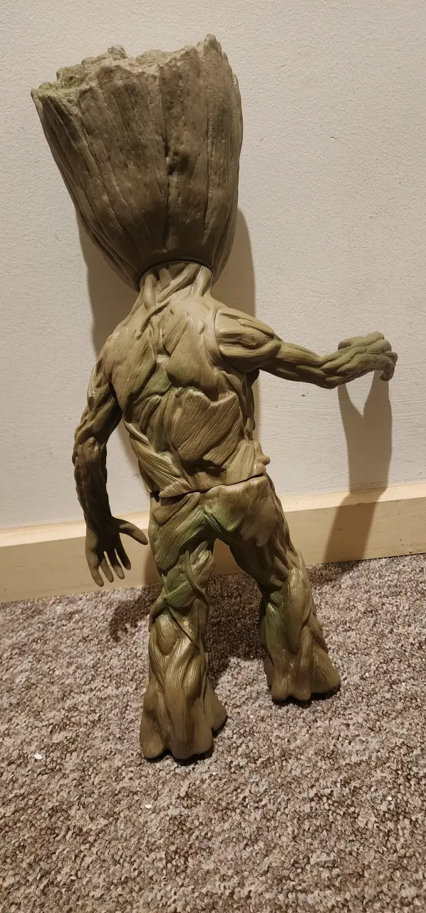 Figura de acción de Groot - 4
