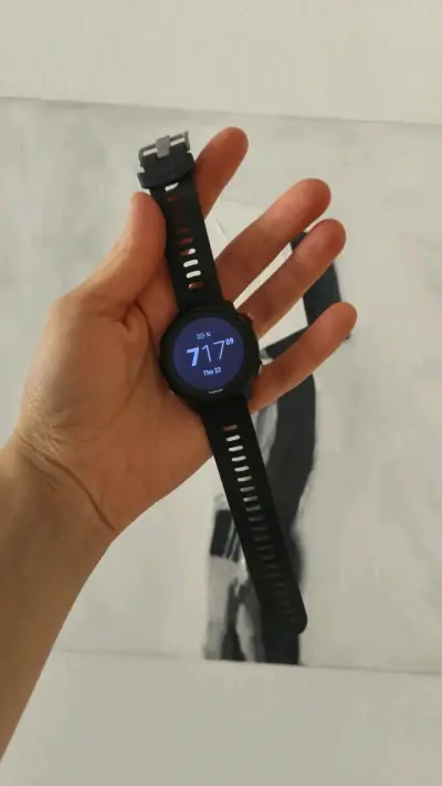 Reloj inteligente negro - miniatura 2