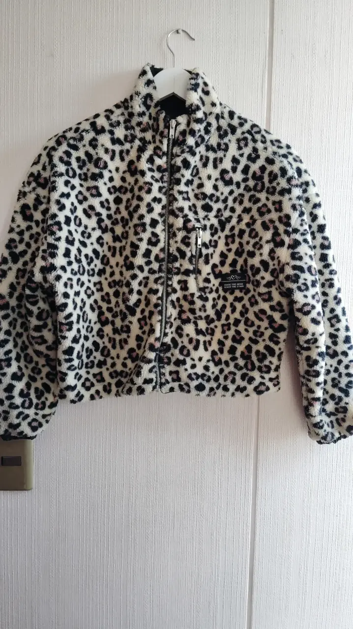 Chaqueta peluda estampado leopardo - 1