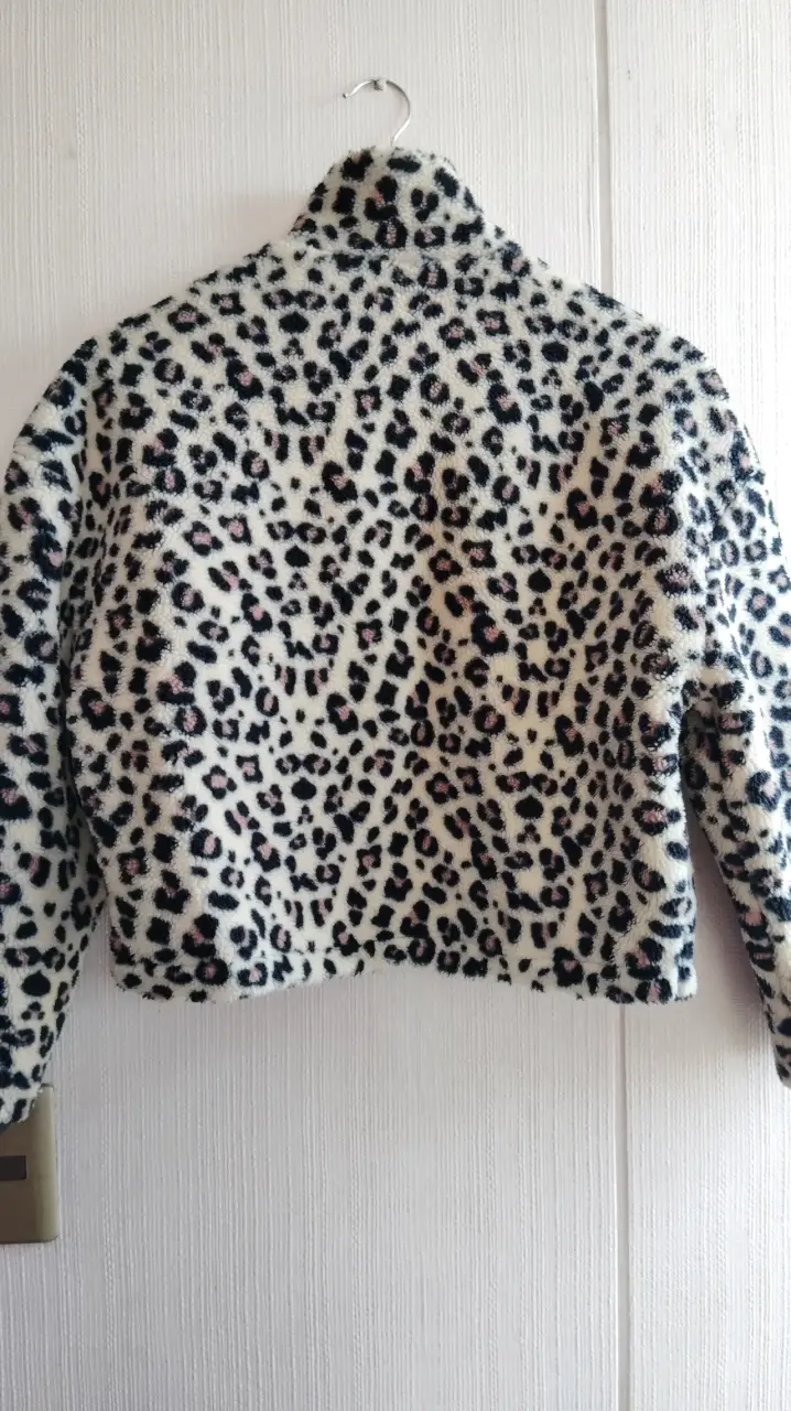 Chaqueta peluda estampado leopardo - 4