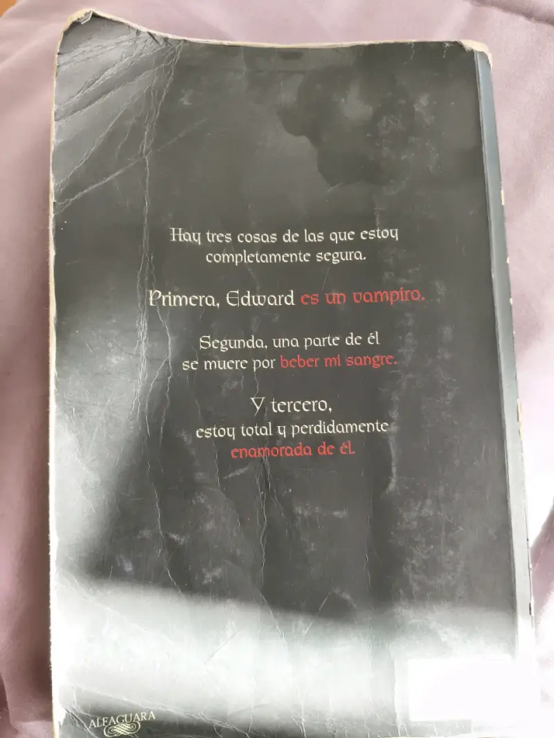 Libro Crepúsculo de Stephenie Meyer - 2