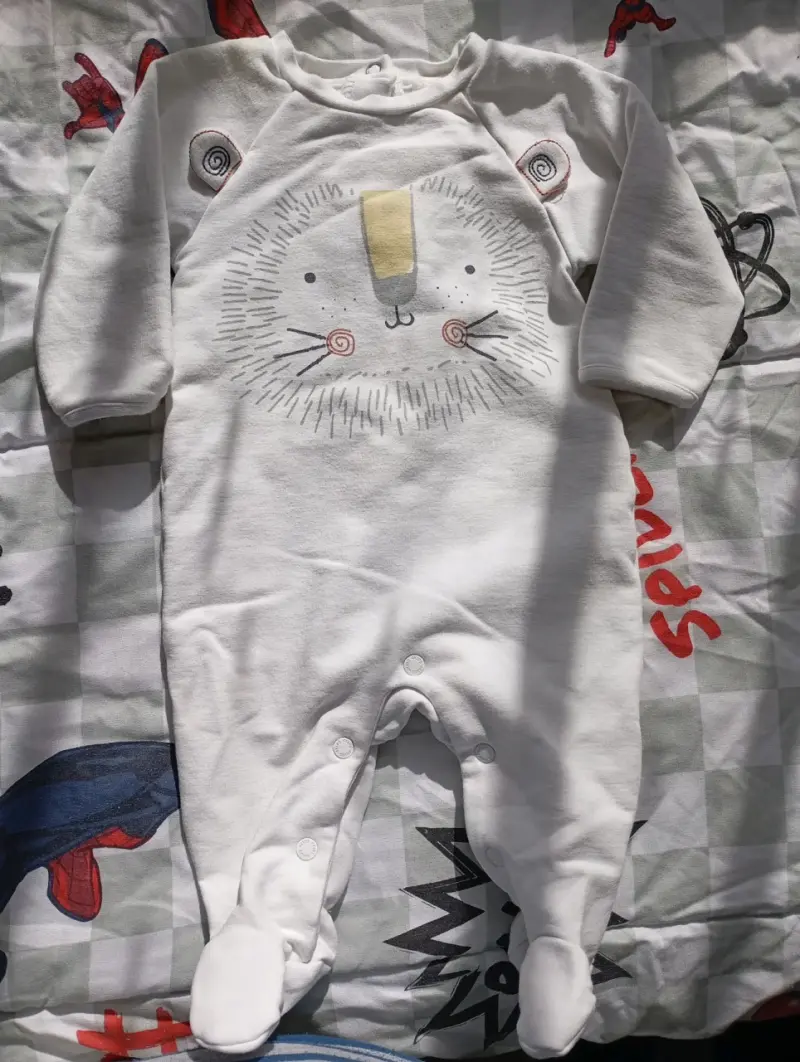 Pijama enterito de bebé - 1