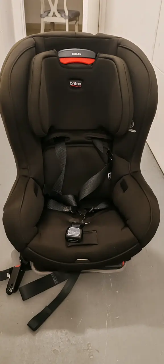 Silla de auto Britax negra - 1