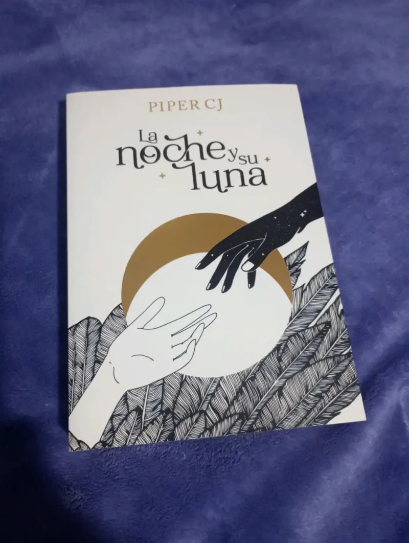 Libro 'La noche y su luna' - 1