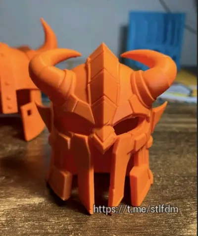 Casco decorativo 3d - miniatura 2