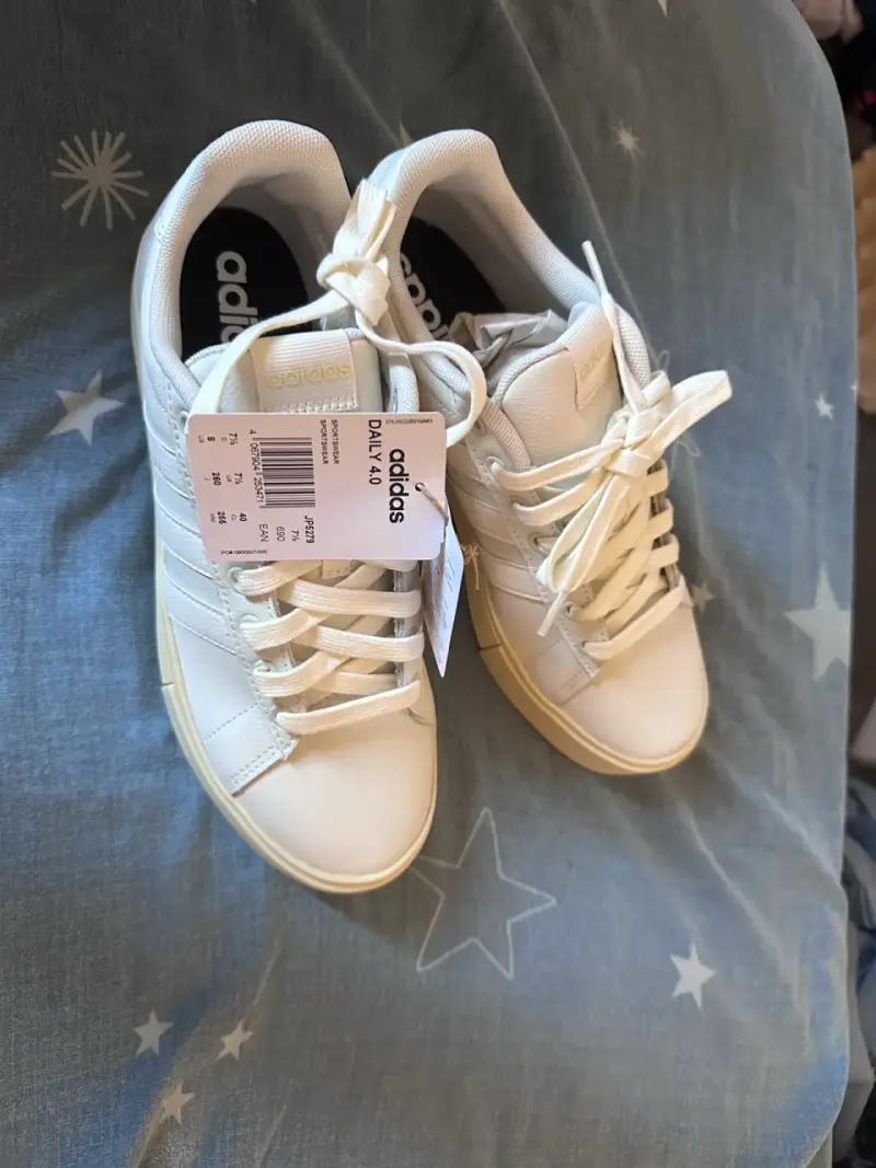 Zapatillas blancas Adidas Daily 4.0 - 2