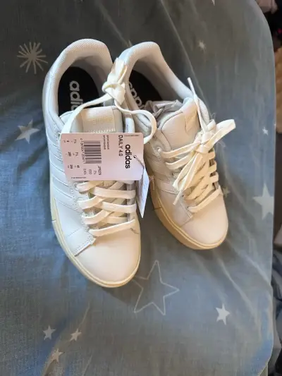 Zapatillas blancas Adidas Daily 4.0 - miniatura 2