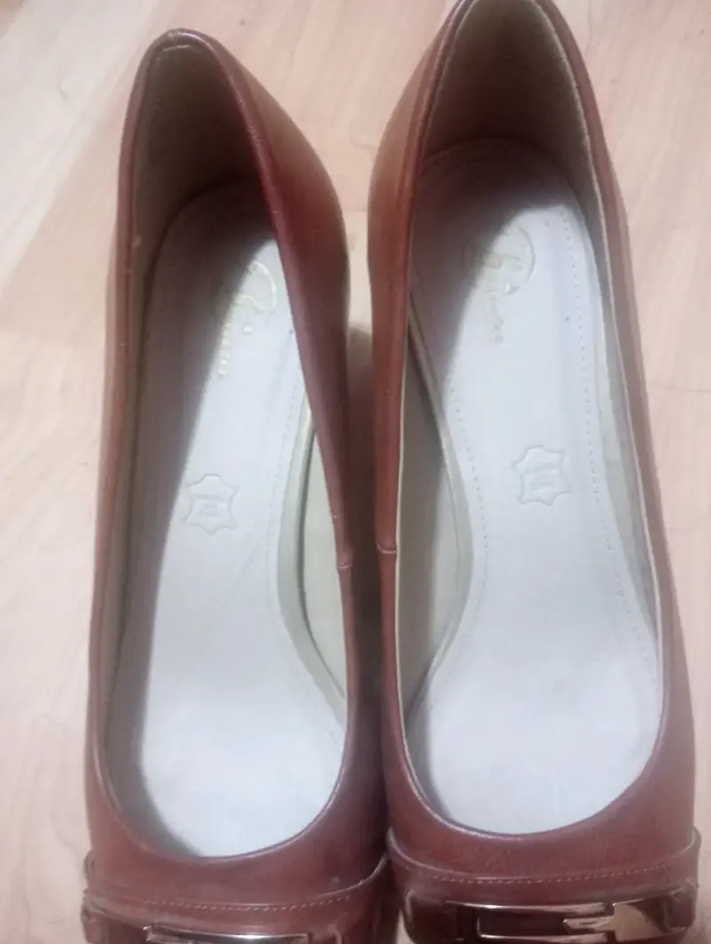 Zapatos de tacón abiertos marrones - 3