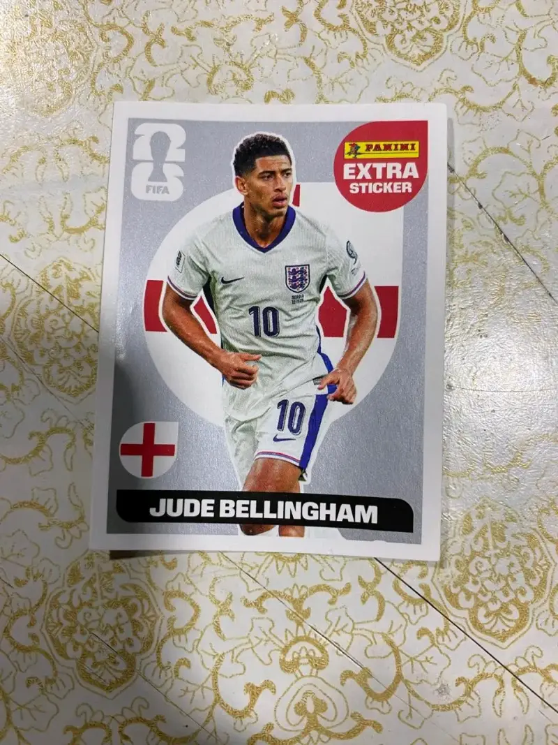 Lámina Jude Bellingham Panini FIFA solo retiro
