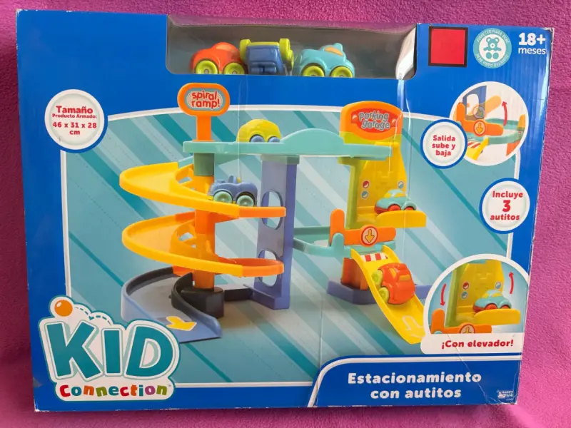 Estacionamiento de juguete Kid Connection - 1