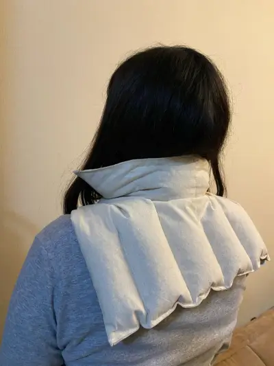 Cojín térmico para cuello y espalda - miniatura 1