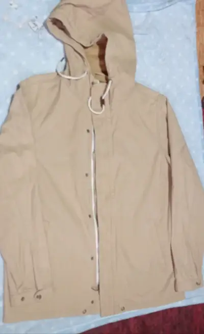 Chaqueta XL beige con capucha - miniatura 2