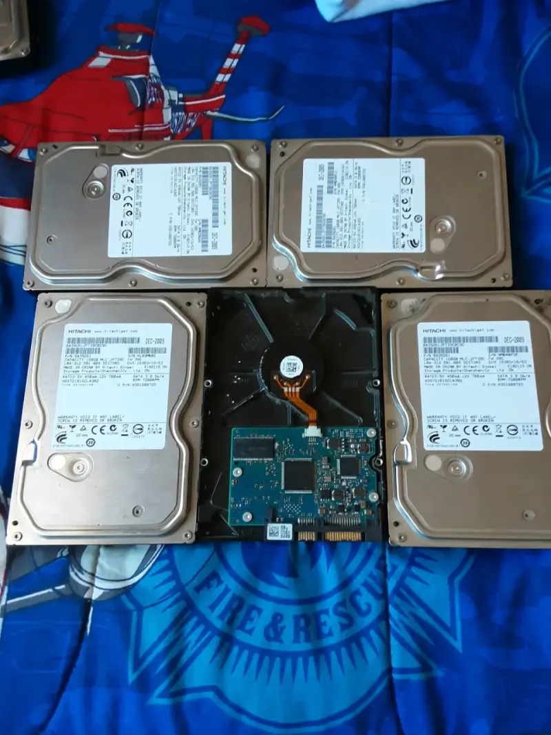 Discos duros Hitachi usados de 160GB