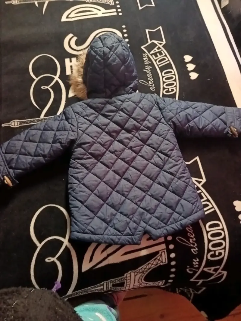 Chaqueta acolchada azul con gorro - 3