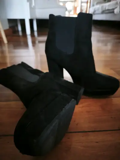 Botines negros de tacón Via Uno - miniatura 2