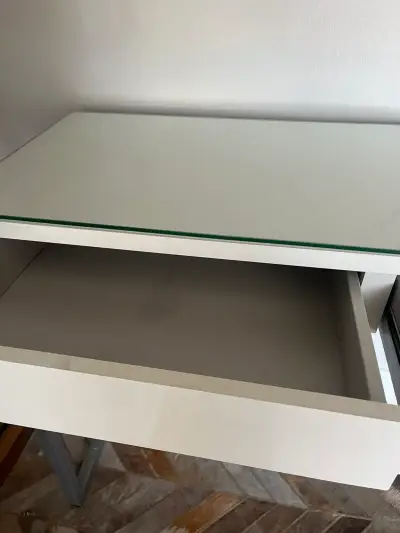 Escritorio blanco moderno - miniatura 2