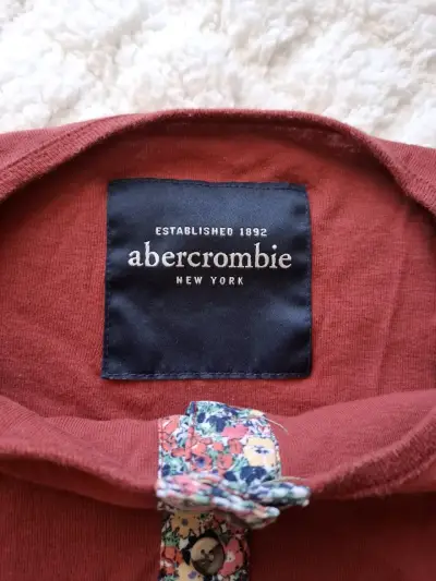 Polera manga larga burdeo - miniatura 2
