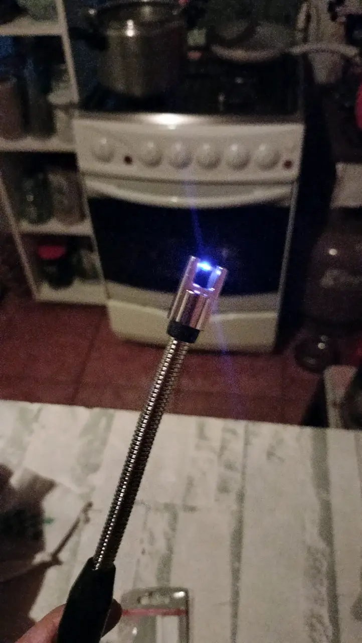 Encendedor multiuso recargable a la luz - 4