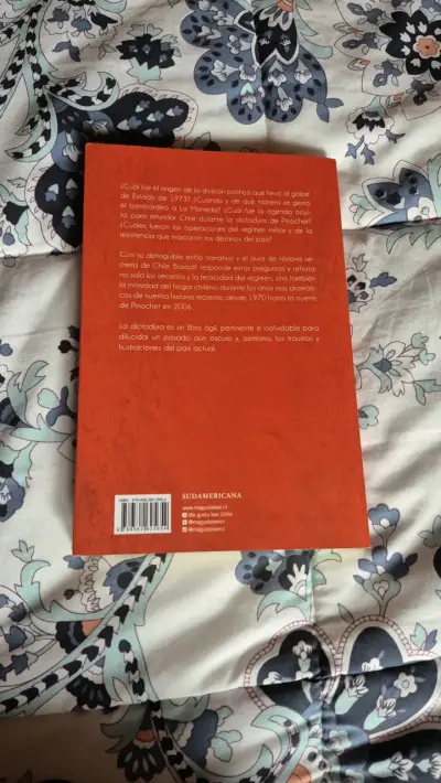 Libro 'La Dictadura' de Jorge Baradit - miniatura 2
