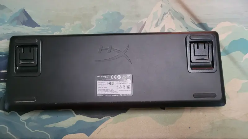Teclado mecánico HyperX Alloy Origins 60 - 2