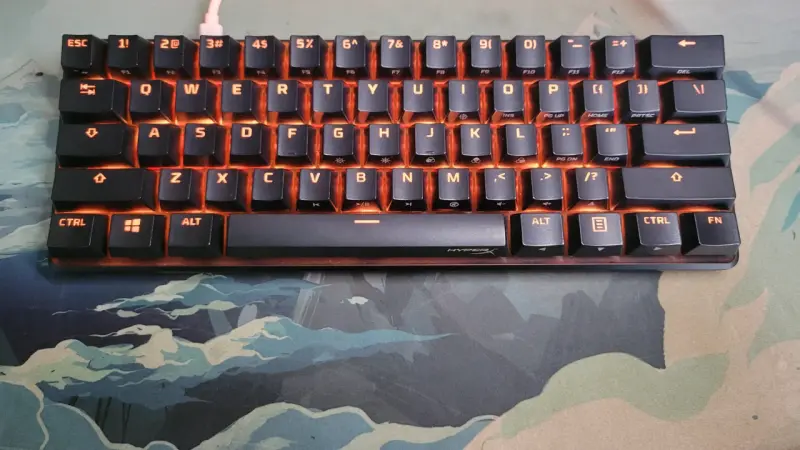 Teclado mecánico HyperX Alloy Origins 60 - 3