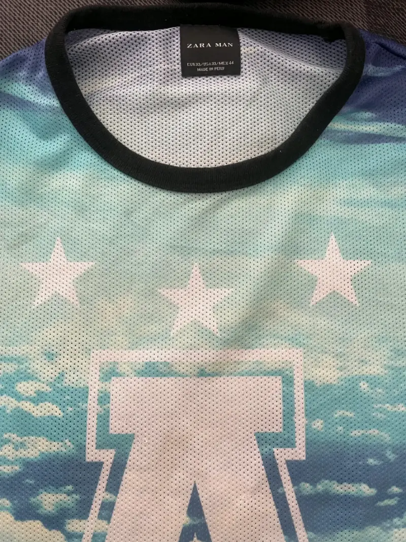 Polera estampada estilo cielo - 2