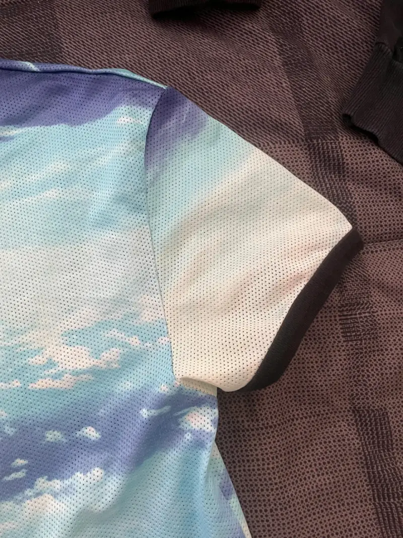 Polera estampada estilo cielo - 3