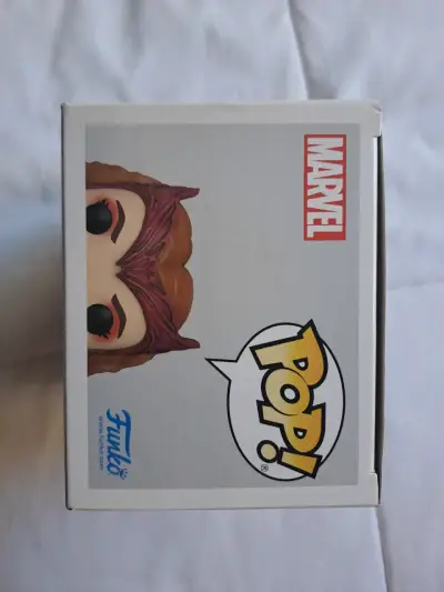 Figura Funko Pop Scarlet Witch - miniatura 5
