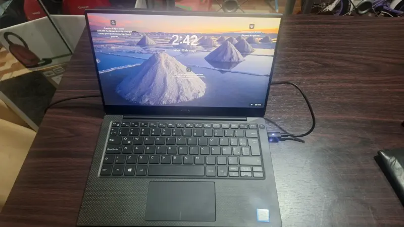 Notebook ultradelgado Dell 512gb - 4