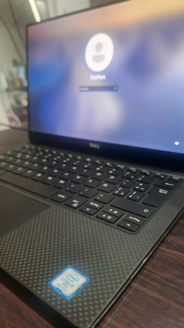 Notebook ultradelgado Dell 512gb - 6