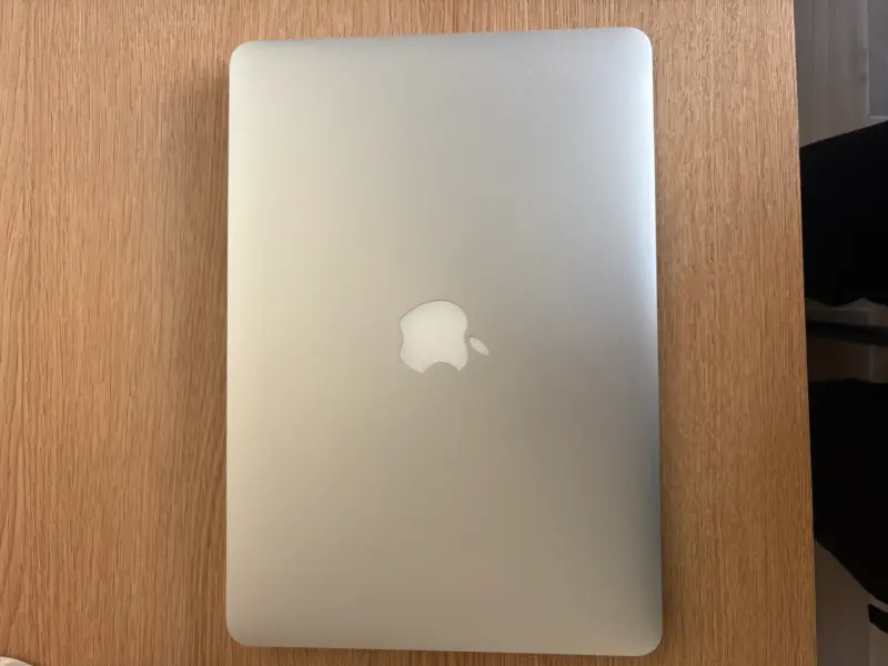 MacBook Pro 13” - 3