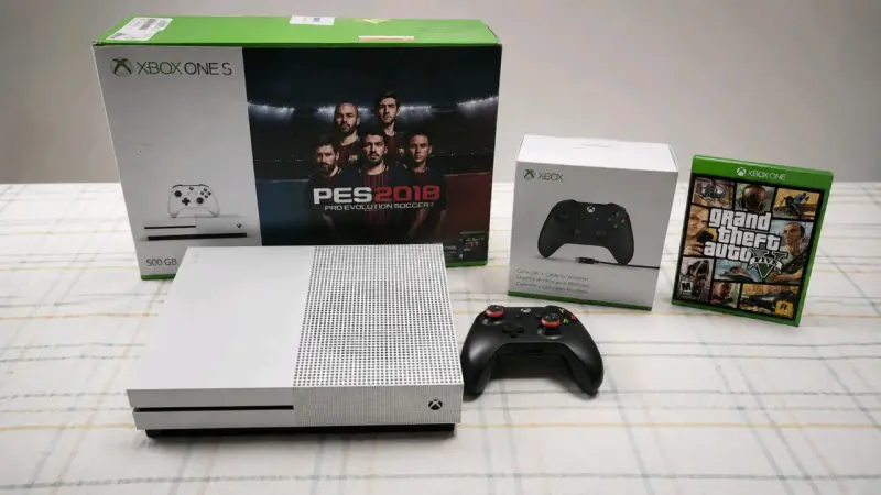 Xbox One S con juegos y control