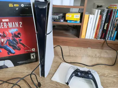 Consola PS5 Edición Spider-Man 2 - miniatura 2