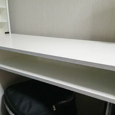 Mesa para manicura - miniatura 5