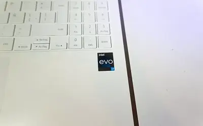 Samsung Galaxy Book2 Pro 15.6" AMOLED + Caja - miniatura 4