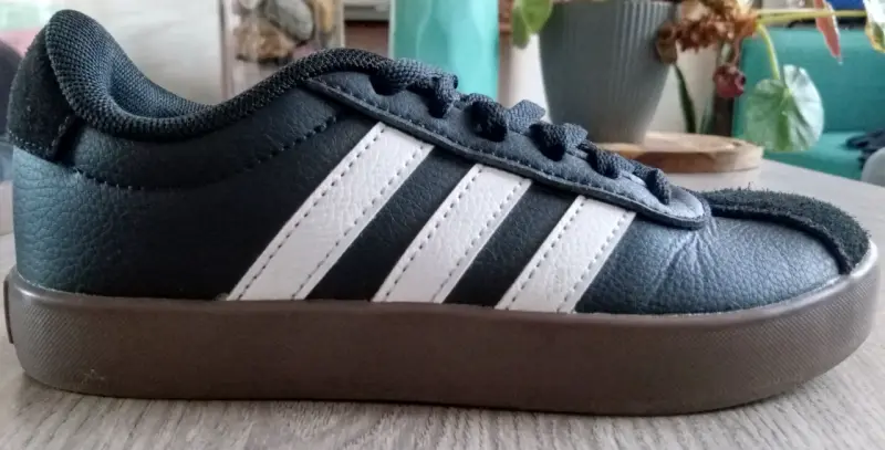 Zapatillas Adidas niño (un uso) - 1