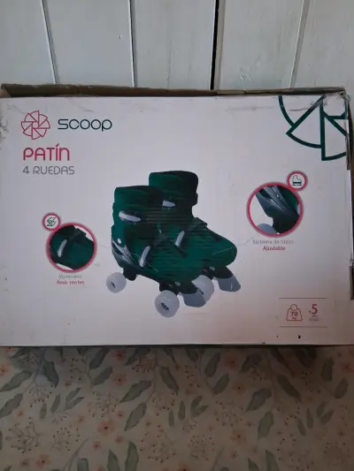 Patines de 4 ruedas ajustables - miniatura 1